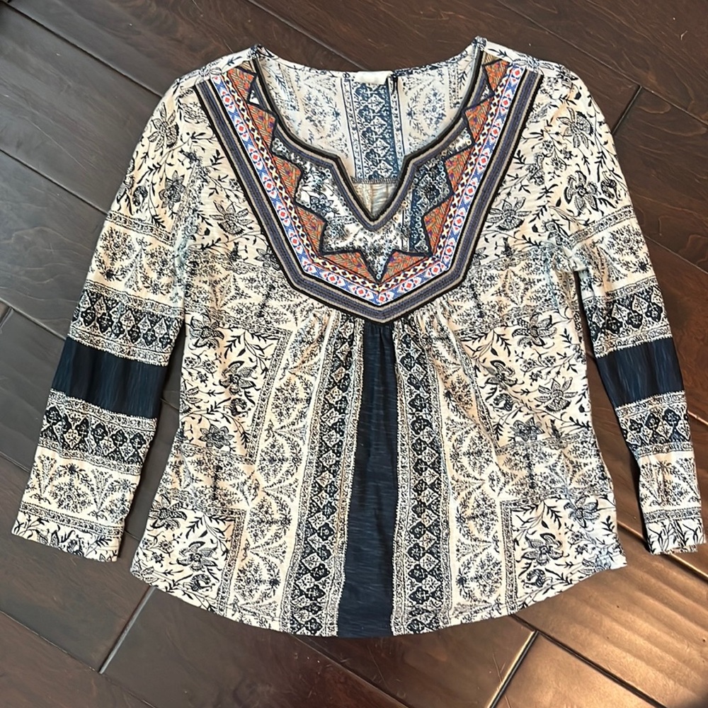 Akemi + Kim blue and white top with bead detail